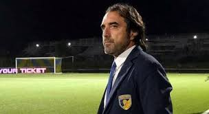 Casertana: obiettivo allenatore e firma dal notaio per lo stadio